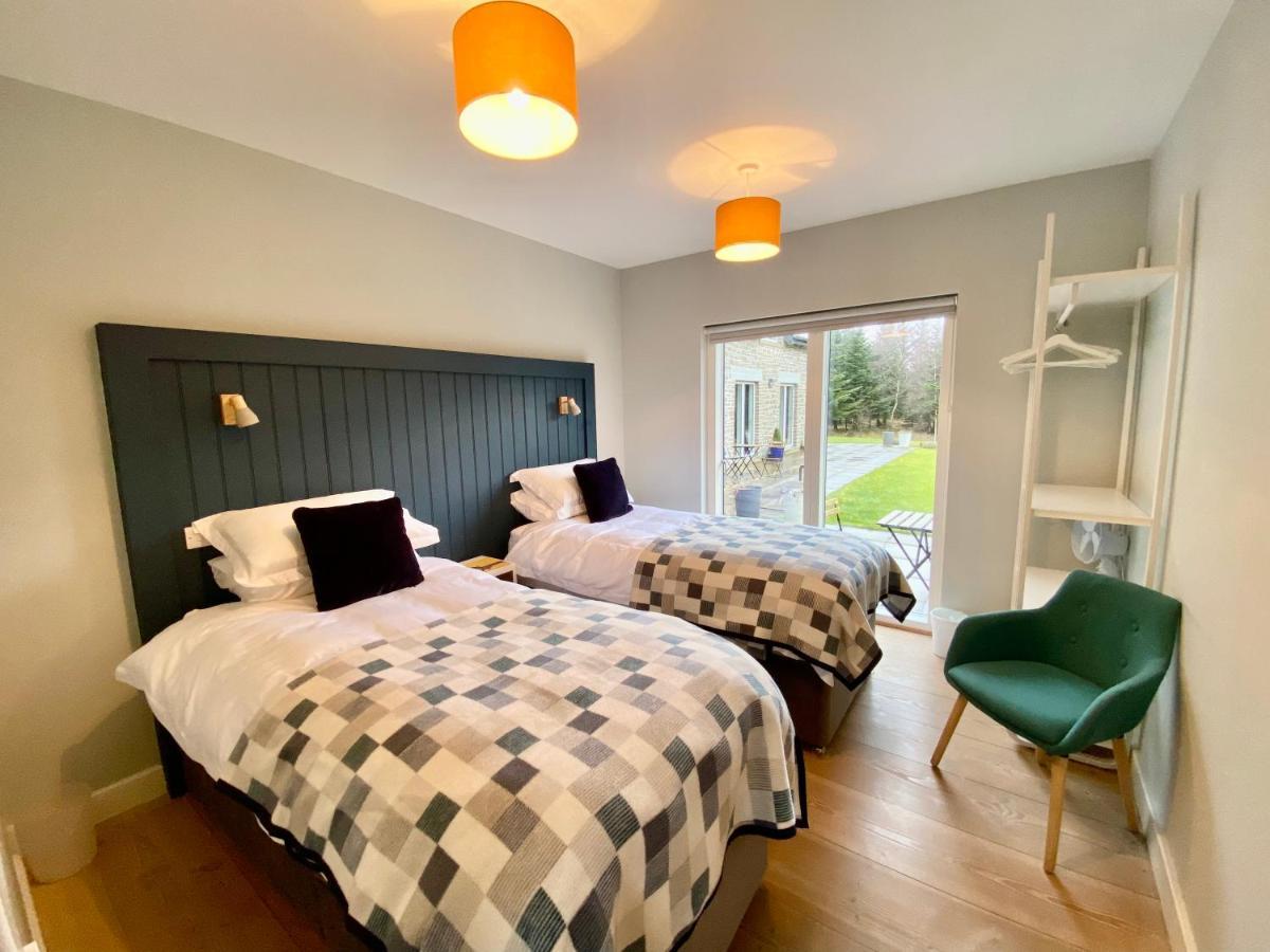 The Lodge At Muir Estate Thornhill  Buitenkant foto