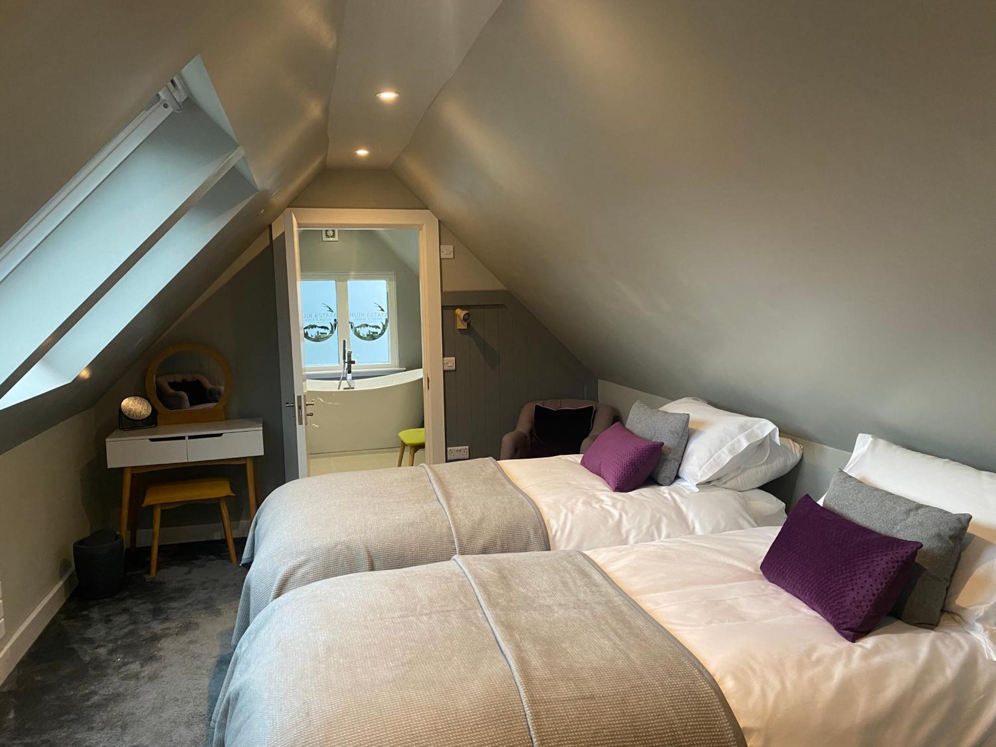 The Lodge At Muir Estate Thornhill  Buitenkant foto